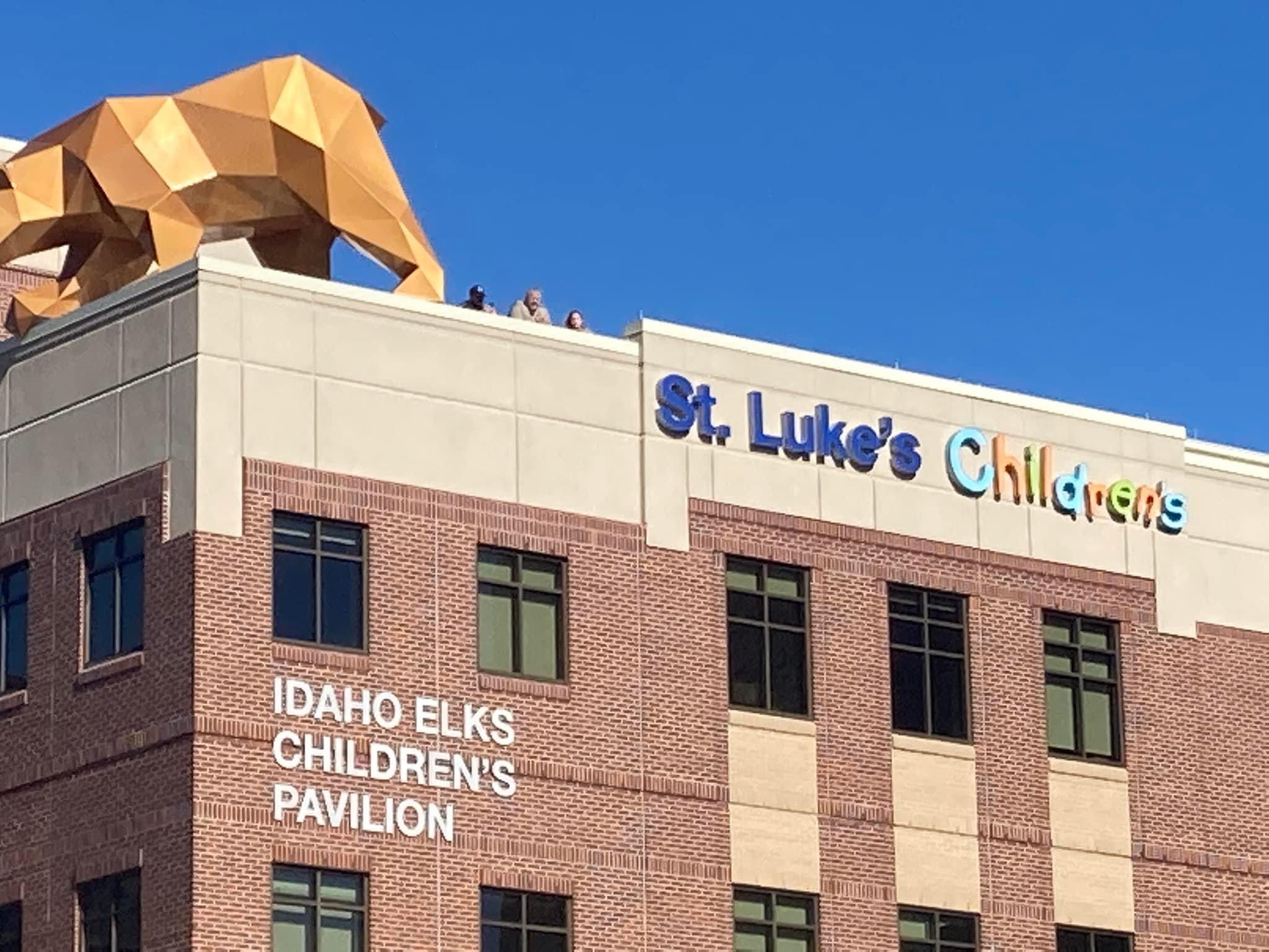 St Lukes Hospital Suing Over Baby Cyrus Public Protests